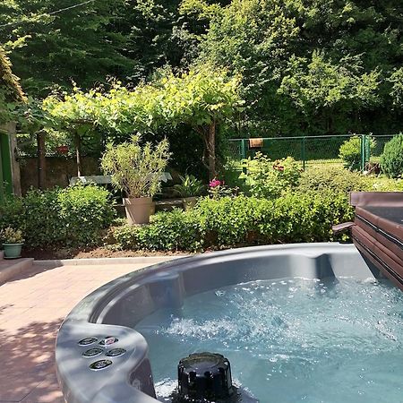Holiday Home Modric Otocac Bagian luar foto