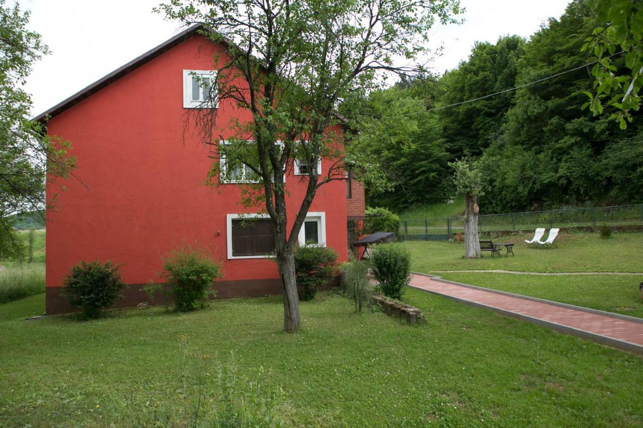 Holiday Home Modric Otocac Bagian luar foto